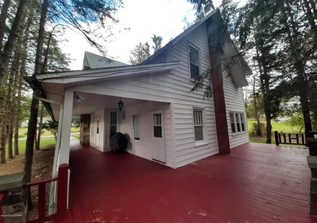 Homes for sale in Mount Pocono, PA | 31 Knob Rd, Mount Pocono, PA 18344 | MLS# PM-141816