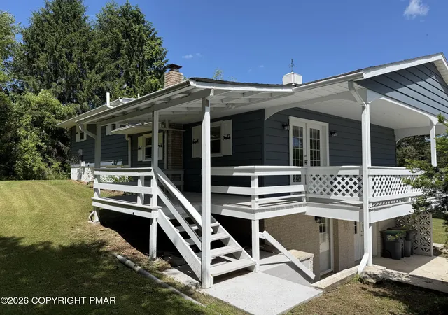Homes for sale in Lehighton, PA | 174 Horseshoe Ln, Lehighton, PA 18235 | MLS# PM-141839