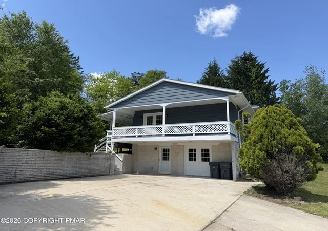 Homes for sale in Lehighton, PA | 174 Horseshoe Ln, Lehighton, PA 18235 | MLS# PM-141839