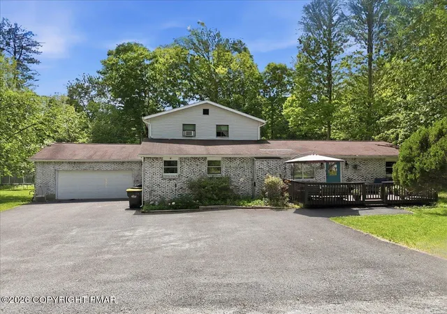 Homes for sale in Bartonsville, PA | 1127 Mattioli Rd, Bartonsville, PA 18321 | MLS# PM-141819