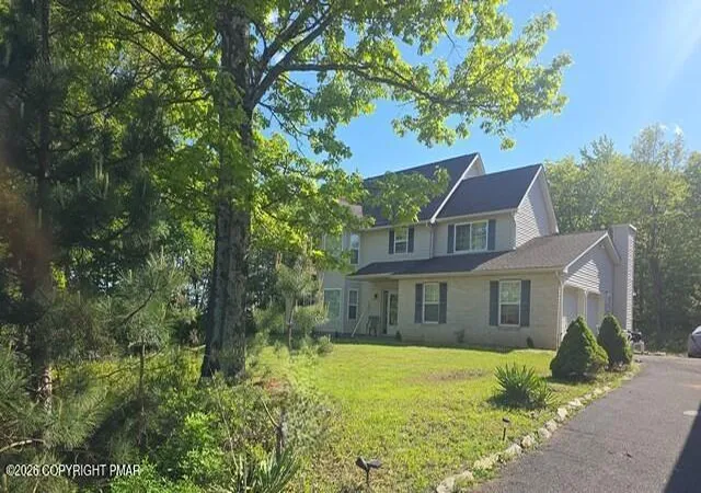 Homes for sale in Blakeslee, PA | 3176 Mountain Terrace Dr, Blakeslee, PA 18610 | MLS# PM-141875