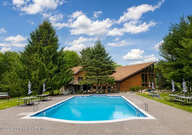 Homes for sale in Canadensis, PA | Dogwood Ln 925, Canadensis, PA 18325 | MLS# PM-141871