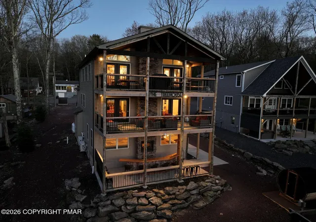 Homes for sale in Lake Harmony, PA | 74 Lakeview Dr, Lake Harmony, PA 18624 | MLS# PM-141863