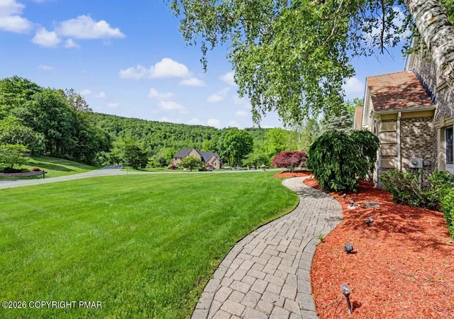Photo 4 of Single family home for sale at 2134 Fox Run Rd, Stroudsburg, PA 18360 | MLS# PM-141896 | Listing updated on 2026-07-20