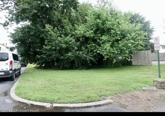 Photo 13 of Sale Pending at 602 Langstaff Pl, Scranton, PA 18508 | MLS# PM-142044 | Listing updated on 2026-09-03
