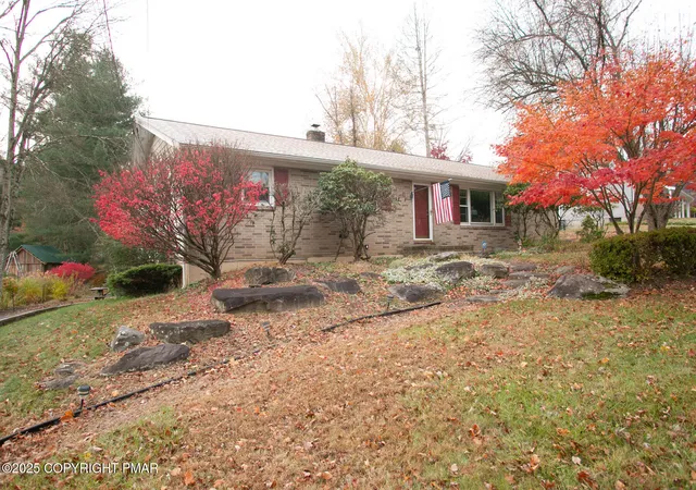 Homes for sale in Stroudsburg, PA | 202 Norton Rd, Stroudsburg, PA 18360 | MLS# PM-141879
