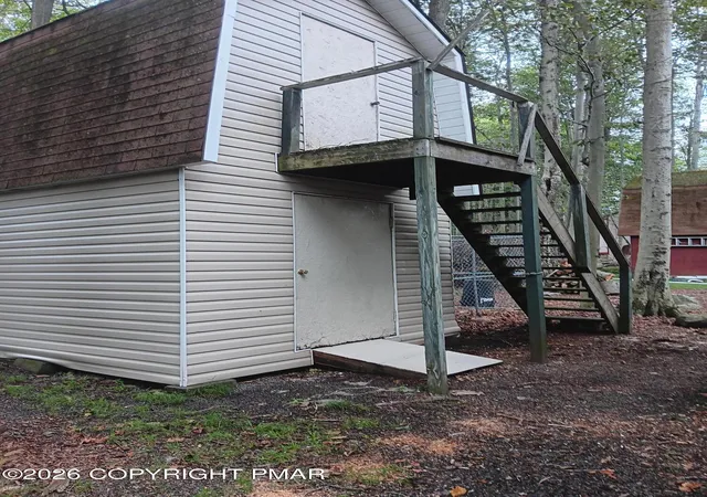 Photo 4 of Single family home for sale at 8232 Sunset Dr, Tobyhanna, PA 18466 | MLS# PM-141928 | Listing updated on 2026-10-17