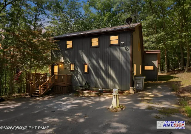 Homes for sale in East Stroudsburg, PA | 677 Clubhouse Dr, East Stroudsburg, PA 18302 | MLS# PM-142781