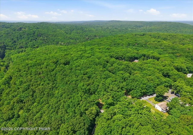 Homes for sale in East Stroudsburg, PA | 677 Clubhouse Dr, East Stroudsburg, PA 18302 | MLS# PM-142781