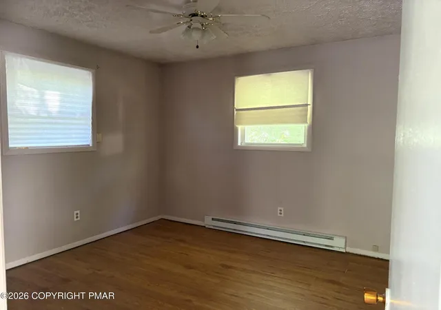 Homes for sale in Long Pond, PA | 932 Cricket Ln, Long Pond, PA 18334 | MLS# PM-141942