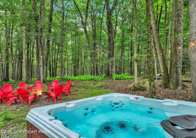 Homes for sale in Pocono Lake, PA | 1744 Stag Run, Pocono Lake, PA 18347 | MLS# PM-142511