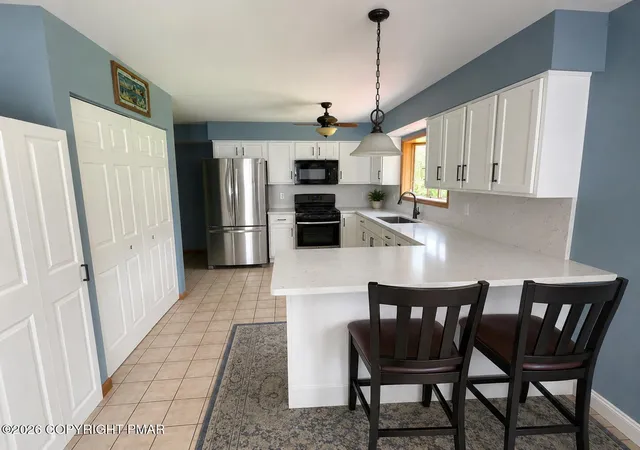 Homes for sale in Long Pond, PA | 216 Annette Marie Dr, Long Pond, PA 18334 | MLS# PM-142242