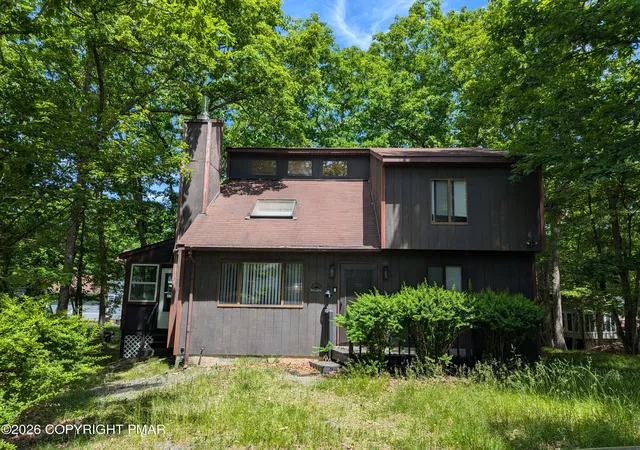 Photo 1 of Single family home for sale at 114 Oxford St, Bushkill, PA 18324 | MLS# PM-142256 | Listing updated on 2026-07-31