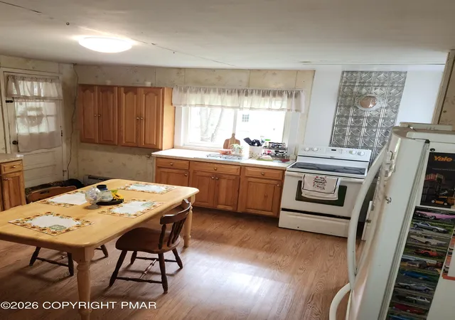 Homes for sale in Tobyhanna, PA | 195 Maple St, Tobyhanna, PA 18466 | MLS# PM-142063