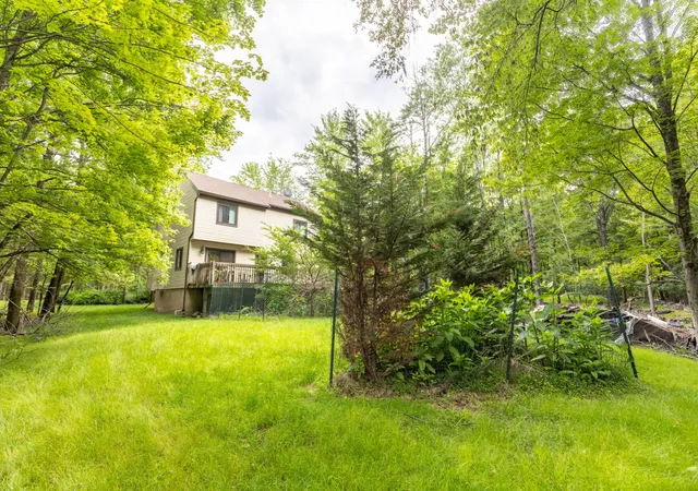 Homes for sale in Lake Ariel, PA | 88 Wild Turkey Cir, Lake Ariel, PA 18436 | MLS# PM-141986