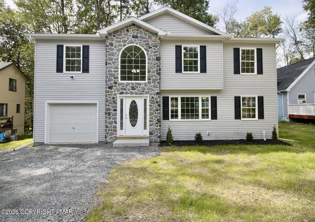 Photo 2 of Single family home for sale at 8091 Elizabeth Ln, Tobyhanna, PA 18466 | MLS# PM-142061 | Listing updated on 2026-09-03