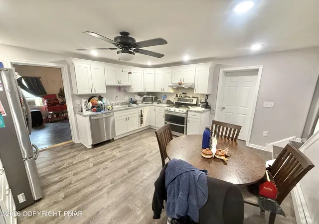 Homes for sale in Jim Thorpe, PA | 305 Oak St, Jim Thorpe, PA 18229 | MLS# PM-142024