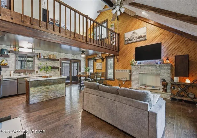 2nd image of 3125 Robert David Dr, Tobyhanna, PA 18466 | MLS# PM-142055