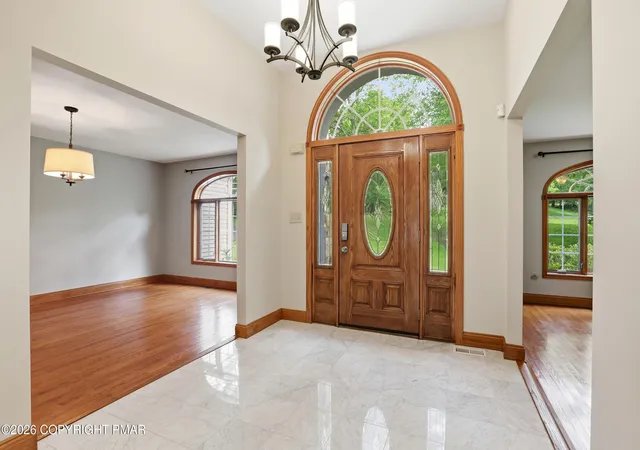 Photo 3 of Single family home for sale at 608 Washington Xing, East Stroudsburg, PA 18301 | MLS# PM-142526 | Listing updated on 2026-09-16