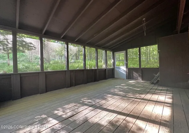 Homes for sale in Bushkill, PA | 1095 Deer E #1095, Bushkill, PA 18324 | MLS# PM-142114