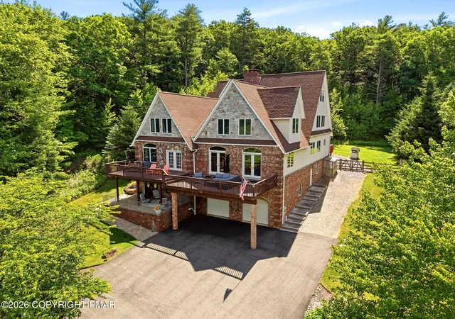 Homes for sale in Lehighton, PA | 235 Plantation Dr, Lehighton, PA 18235 | MLS# PM-142374