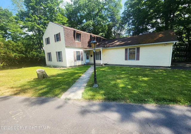 Homes for sale in East Stroudsburg, PA | 139 Maple Ave, East Stroudsburg, PA 18301 | MLS# PM-142158