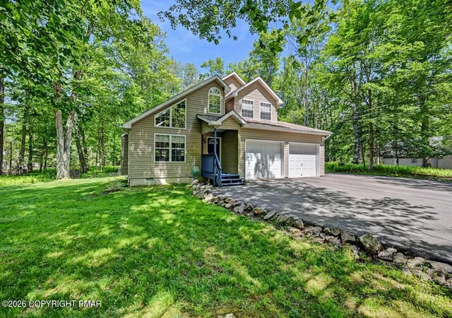 Homes for sale in Pocono Lake, PA | 125 Cardinal Ln, Pocono Lake, PA 18347 | MLS# PM-142085