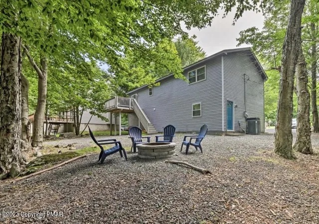 22nd image of 327 Country Pl Dr, Tobyhanna, PA 18466 | MLS# PM-142716