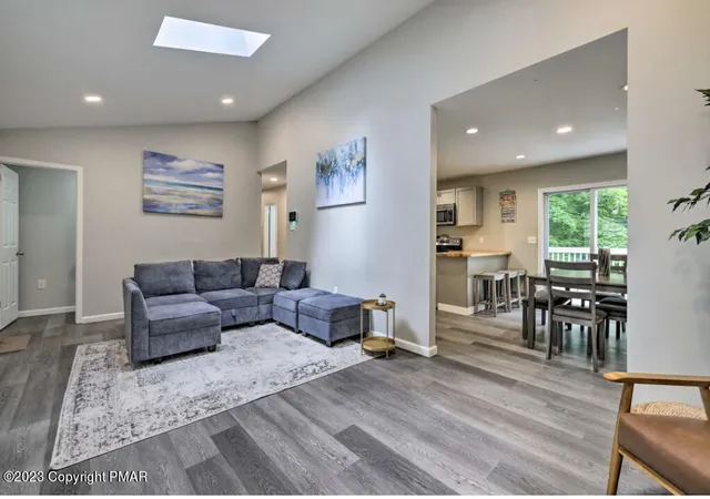 Photo 3 of Single family home for sale at 327 Country Pl Dr, Tobyhanna, PA 18466 | MLS# PM-142716 | Listing updated on 2026-09-26