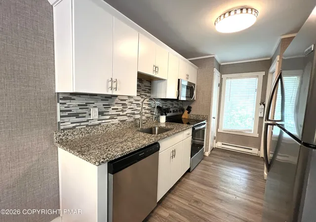 Homes for sale in Lake Harmony, PA | 28 Elevator, Lake Harmony, PA 18624 | MLS# PM-142377