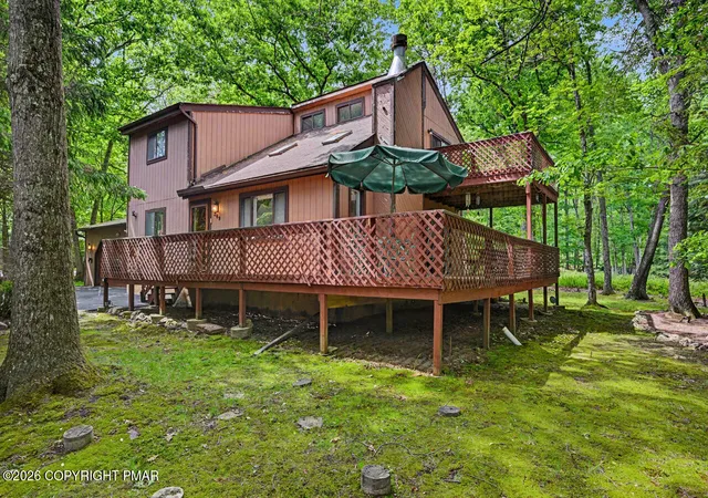 Homes for sale in Albrightsville, PA | 35 Teddyuscung Trl, Albrightsville, PA 18210 | MLS# PM-142111