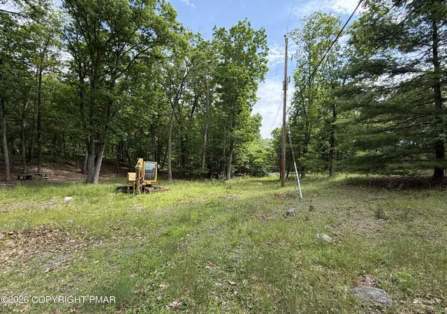 10th image of 199 Upper Lakeview Dr Dr, East Stroudsburg, PA 18302 | MLS# PM-142140