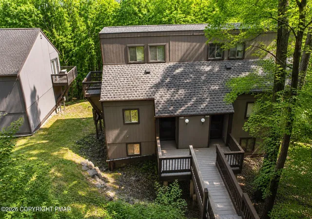 Homes for sale in Tannersville, PA | 168 Upper Village Wy, Tannersville, PA 18372 | MLS# PM-142703