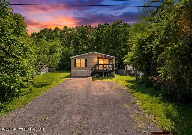 Homes for sale in East Stroudsburg, PA | 2549 Lynnwood Dr # L23, East Stroudsburg, PA 18302 | MLS# PM-142159