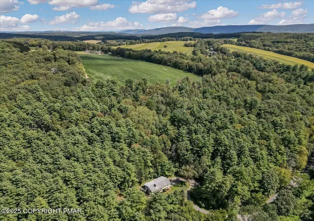 Homes for sale in Lehighton, PA | 141 Church Hill Rd, Lehighton, PA 18235 | MLS# PM-142175