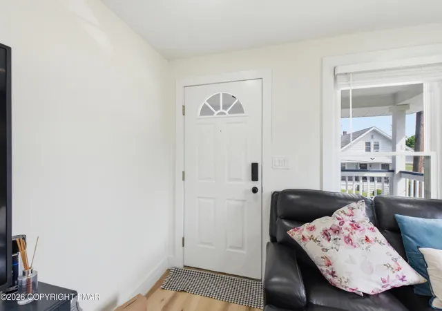 Photo 4 of Sale Pending at 428 Shook Ave, Stroudsburg, PA 18360 | MLS# PM-142183 | Listing updated on 2026-08-25