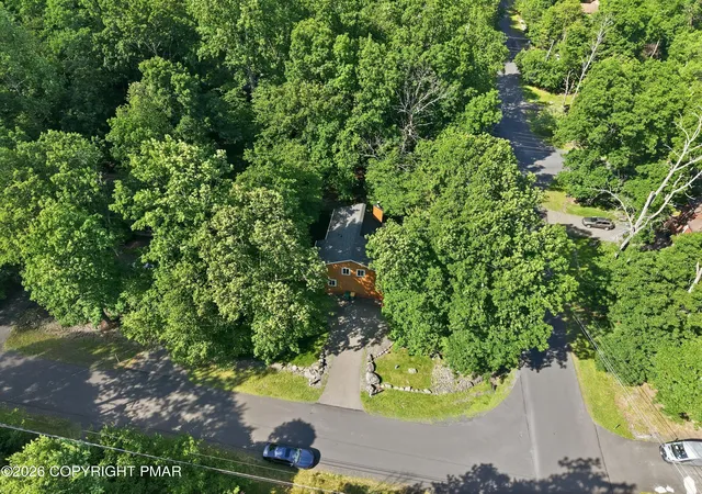 Homes for sale in East Stroudsburg, PA | 104 Hyland Dr, East Stroudsburg, PA 18301 | MLS# PM-142360