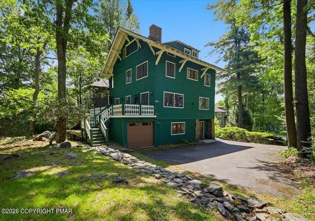 Photo 3 of Sale Pending at 119 Falls Dr, Cresco, PA 18326 | MLS# PM-142205 | Listing updated on 2026-09-11