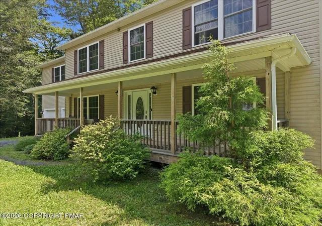 Photo 3 of Single family home for sale at 7205 Wigwam Way, Tobyhanna, PA 18466 | MLS# PM-142353 | Listing updated on 2026-08-30