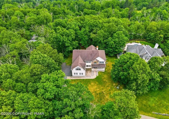 Photo 3 of Single Family Residence at 114 Hilda Ct, East Stroudsburg, PA 18301 | MLS# PM-142252 | | Sold on 2026-08-12