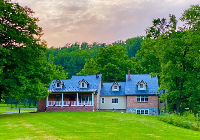 Photo 3 of Mansion for sale at 917 Lower Cherry Valley Rd, Stroudsburg, PA 18360 | MLS# PM-142426 | Listing updated on 2026-06-23