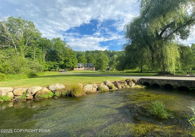 Photo 4 of Single family home for sale at 917 Lower Cherry Valley Rd, Stroudsburg, PA 18360 | MLS# PM-142426 | Listing updated on 2026-10-08