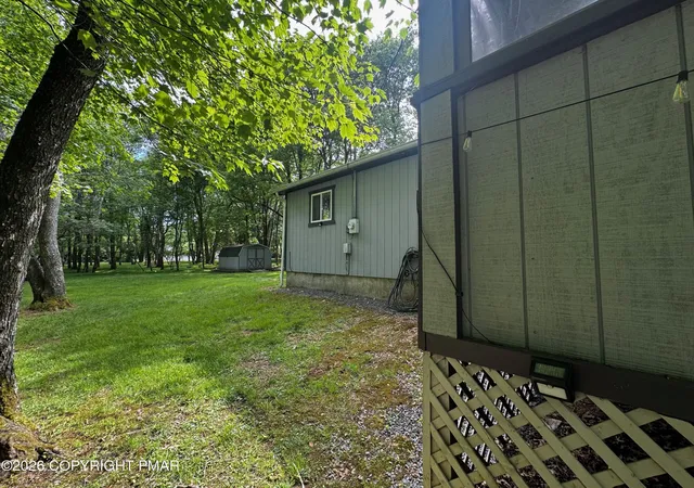 Homes for sale in Albrightsville, PA | 33 Eliot Ln, Albrightsville, PA 18210 | MLS# PM-142277