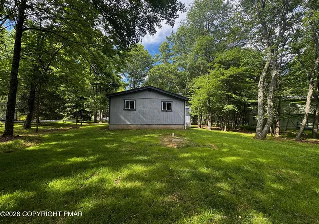 Homes for sale in Albrightsville, PA | 33 Eliot Ln, Albrightsville, PA 18210 | MLS# PM-142277