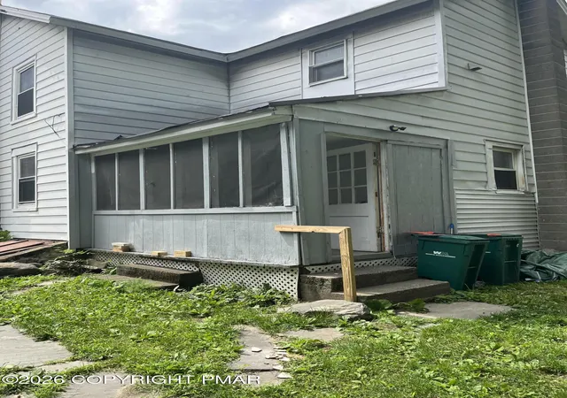 Homes for sale in East Stroudsburg, PA | 202 N Courtland St, East Stroudsburg, PA 18301 | MLS# PM-142302