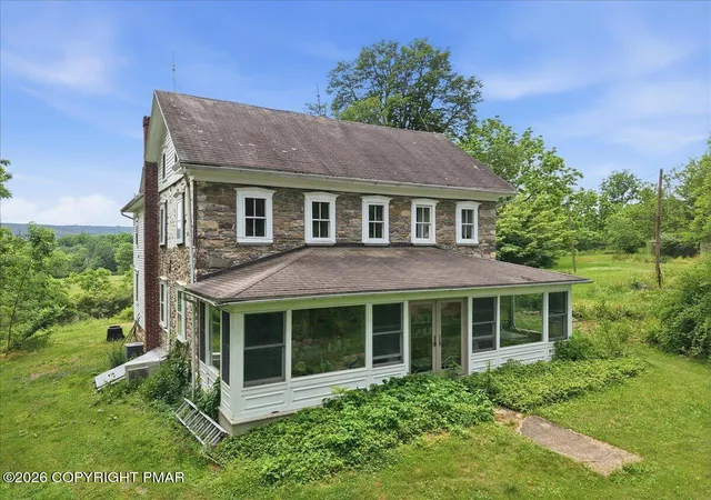 Homes for sale in Lehighton, PA | 659 Mahoning Dr W, Lehighton, PA 18235 | MLS# PM-142272