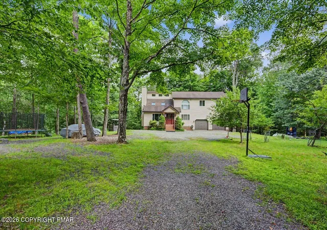 Homes for sale in Clifton Township, PA | 18 Blue Jay Ln, Clifton Township, PA 18424 | MLS# PM-142423