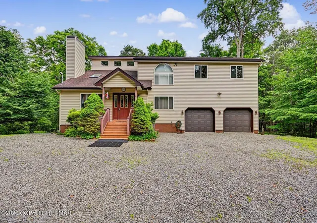 Homes for sale in Clifton Township, PA | 18 Blue Jay Ln, Clifton Township, PA 18424 | MLS# PM-142423