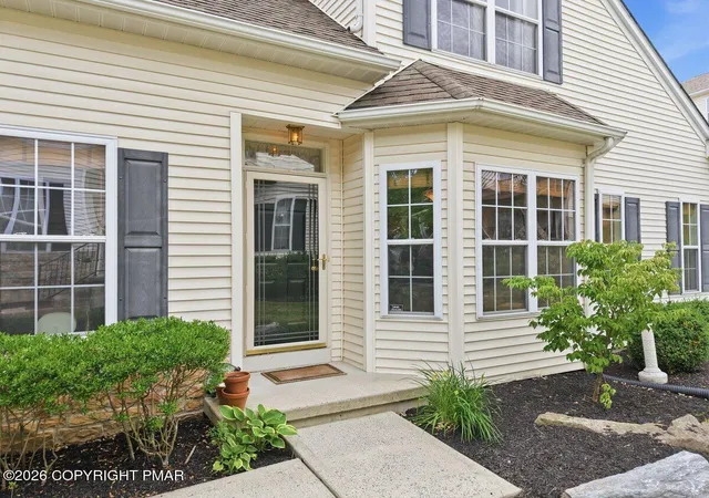 4th image of 124 Willow Dr, Easton, PA 18045 | MLS# PM-142290