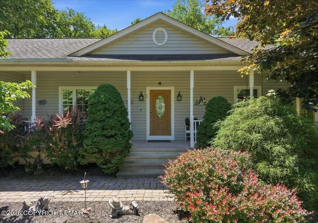 Homes for sale in Pocono Lake, PA | 252 Chestnut Rd, Pocono Lake, PA 18347 | MLS# PM-142305
